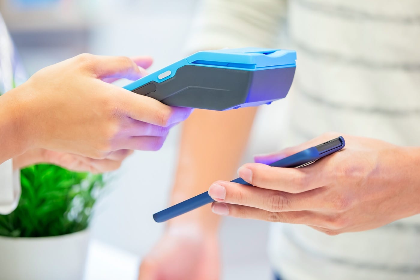 The benefits of incorporating Alipay as a form of payment in your business