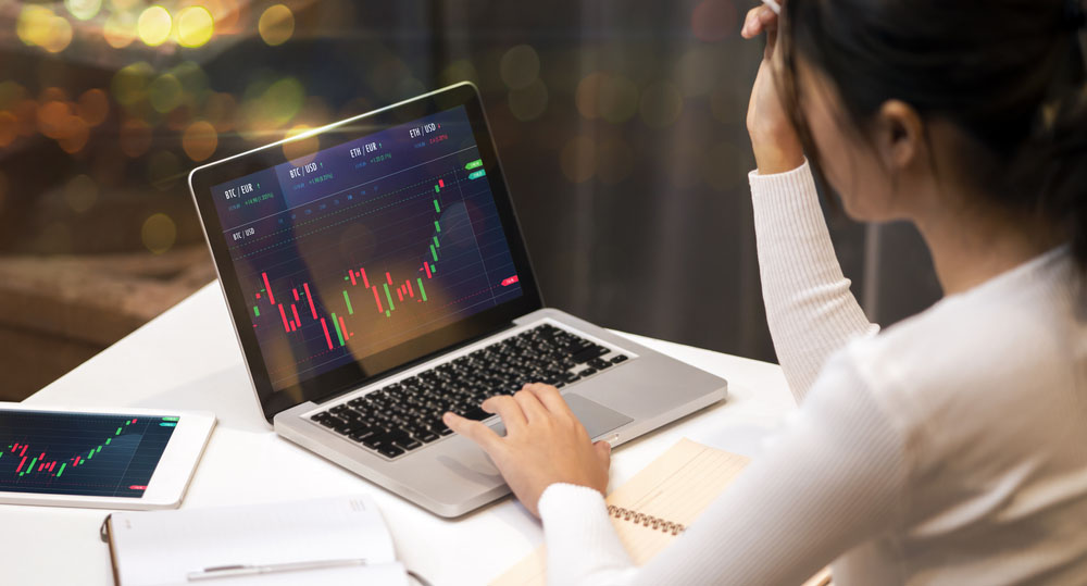 What is Forex and how does the foreign exchange market work?